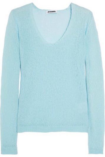Hellblauer Cashmere Sweater von Jil Sander, über net-a-porter, 670 EUR